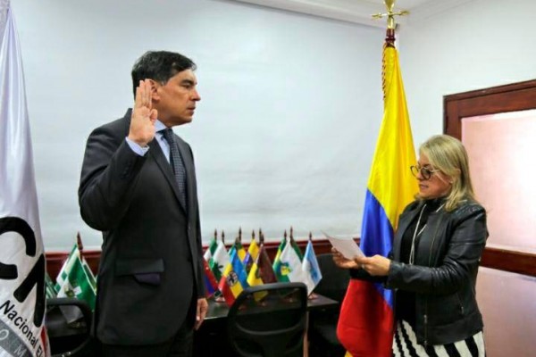 Álvaro Hernán Prada nuevo vicepresidente del CNE