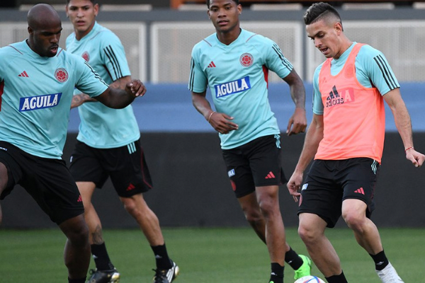Segundo partido con Néstor Lorenzo. Colombia vs México