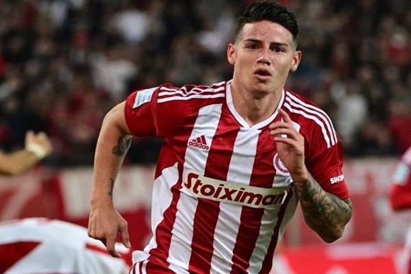 James Rodríguez figura del Olympiacos y segundo en la liga griega
