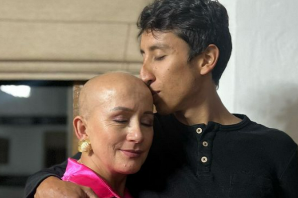 Mamá de Egan Bernal, deberá someterse a un nuevo procedimiento médico en los próximos días.