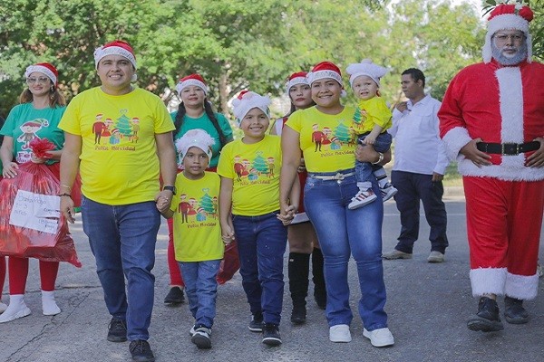 Amín Losada inició las festividades decembrinas