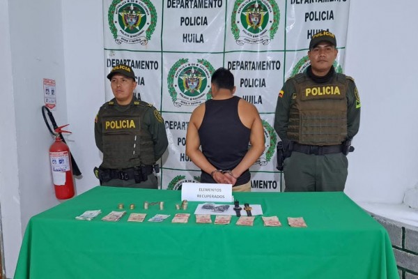 Lo 'agarraron' robando en una casa