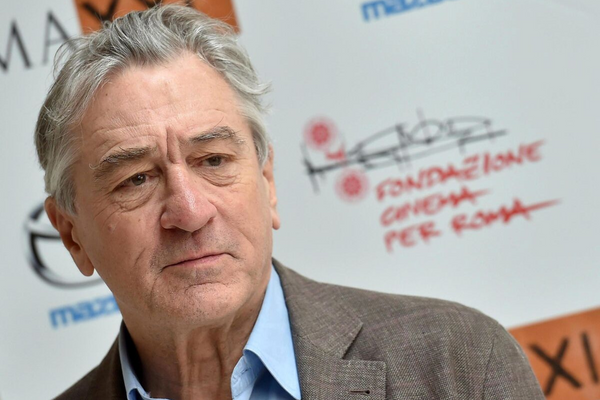 Arrestaron a mujer que entró en la casa del actor Robert De Niro a robarle los regalos de Navidad