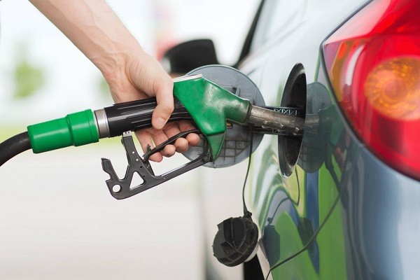 Desde hoy vuelve y sube la gasolina en Colombia
