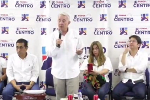 Centro Democrático daría avales a exguerrilleros de las FARC