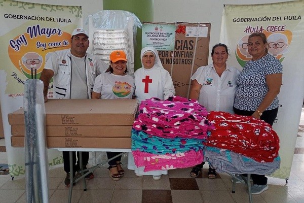 Gobernación del Huila hizo entrega de dotación para Centros de Bienestar de adultos mayores