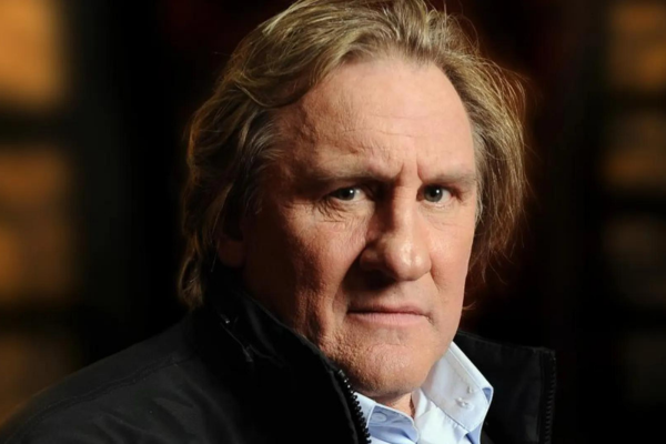 El actor Gérard Depardieu es acusado por trece mujeres de violencia sexual