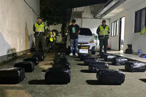 En La Plata, Huila, fue capturado un hombre con 100 kilos de marihuana en su carro