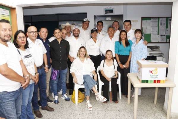 ‘Neiva en Acción’ entregó firmas para avalar sus candidatos al Concejo