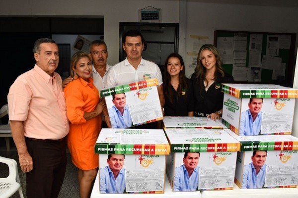 Germán Casagua necesitaba 50.000 firmas y presentó 179.510 ante la Registraduría