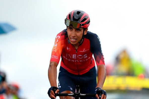 Egan Bernal fue sancionado en el Tour de Francia