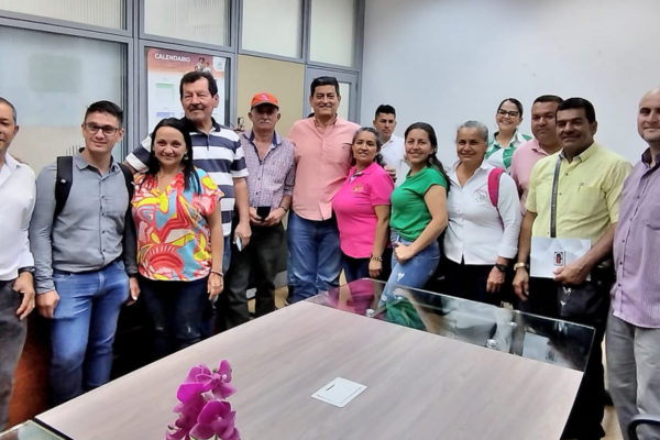 Con éxito avanza el proyecto que beneficiara a 564 familias caficultoras del Huila