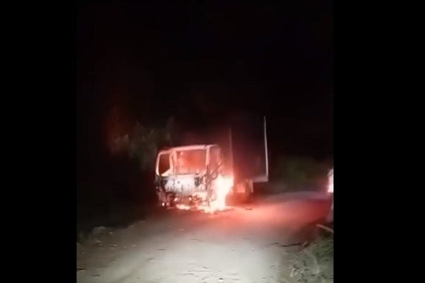 Disidencias queman otro vehículo en el Huila