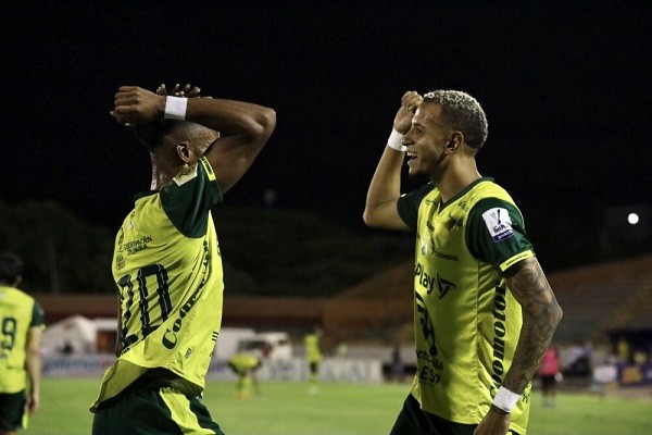 ¡El Huila continúa victorioso! venció al Tolima 3-0