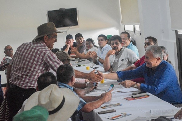 ASOJUNTAS del Huila está con Rodrigo Villalba