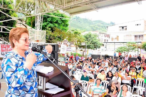 Ministra del Trabajo habló sobre la negociación del Salario Mínimo 2024