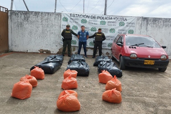 En Íquira, Hombre transportaba 176 kilos de marihuana