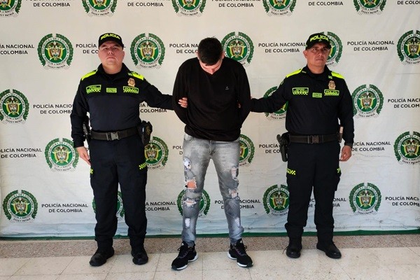Hombre con prisión domiciliaria pretendía huir