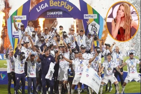 Shakira celebró la décima estrella del Junior