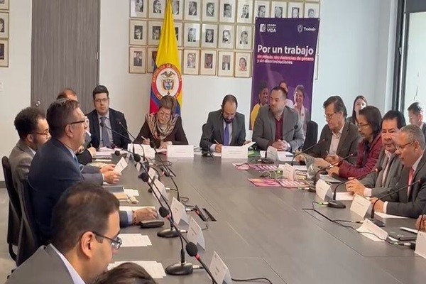Aún no se logra concertar el salario mínimo