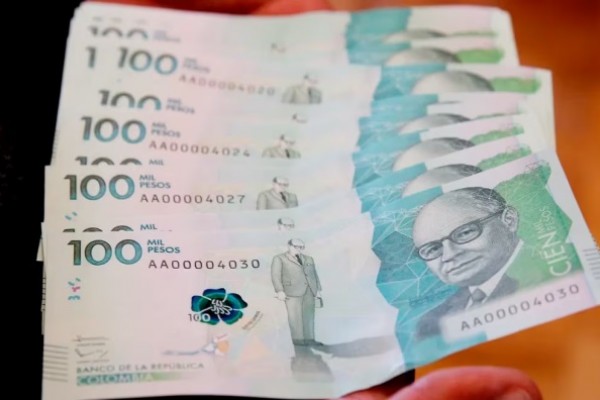 Lo que debe saber de horas extra, nocturnas y festivos con el salario mínimo Colombia 2024