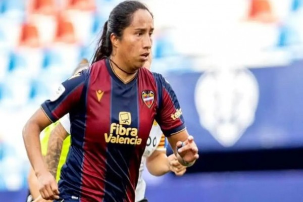 Mayra Ramírez será nueva jugadora del Chelsea, de Inglaterra