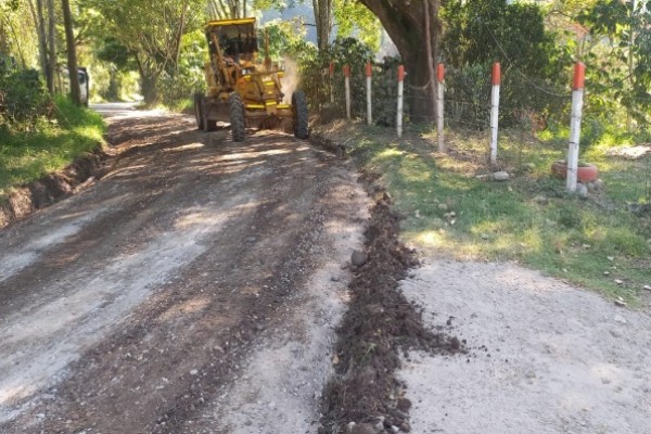 Avanzan obras de mejoramiento en la vía el Pital-La Plata
