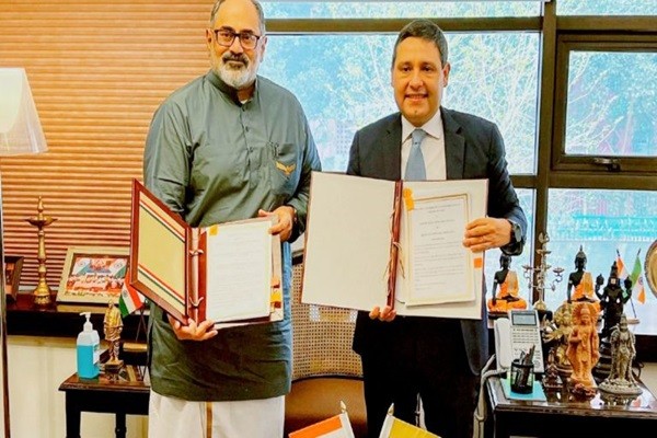 Colombia e India firmaron acuerdo para impulsar la producción tecnológica nacional
