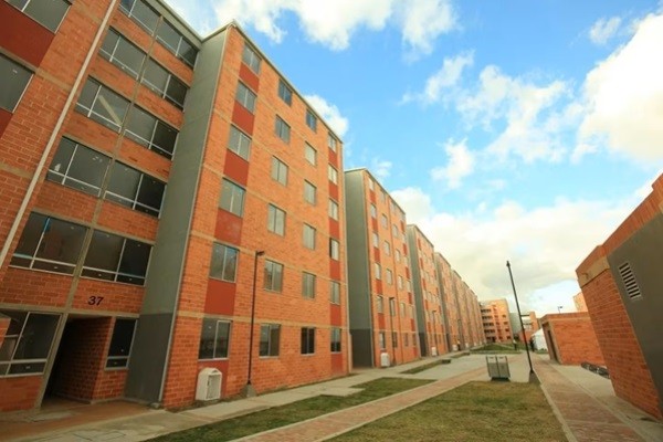Precio de vivienda en Colombia está “por las nubes”