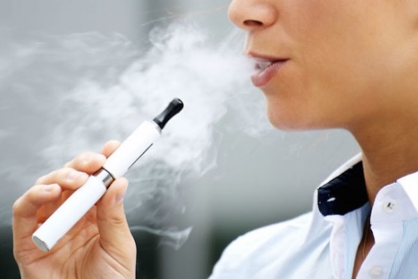 Aprobada la ley que busca controlar el vapeo en Colombia