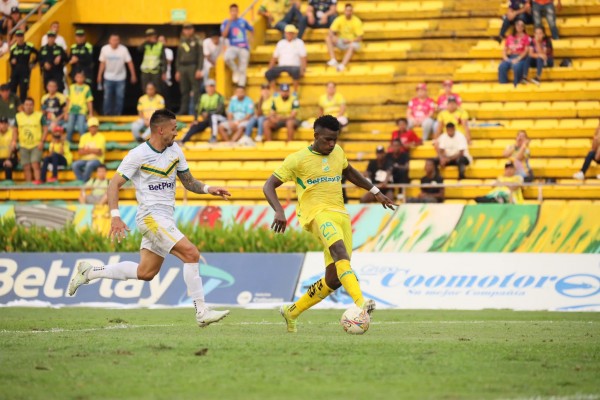 Atlético Huila ganó en casa ante Deportes Quindío
