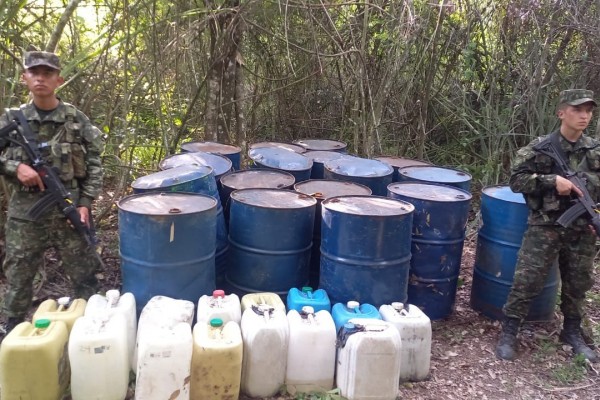 En Gigante ubicaron laboratorio donde producían alcaloides