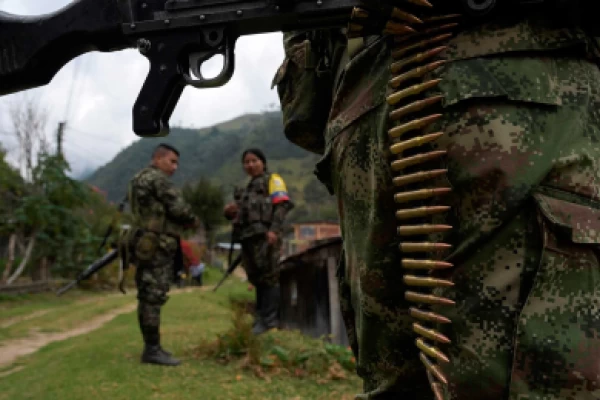 Disidencias declaran posible toque de queda en el Huila