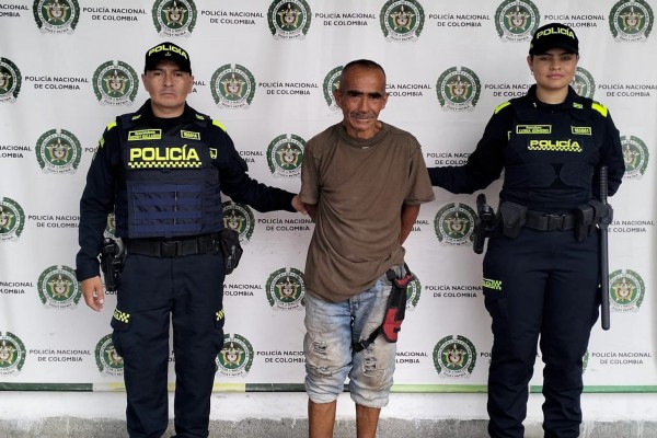 Amenazó de muerte con un ladrillo a un fiscal en Garzón