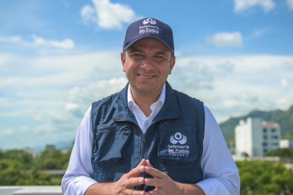 Carlos Camargo renunció a la Defensoría del Pueblo