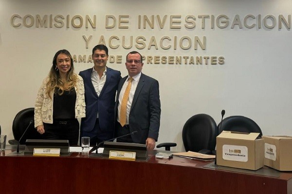Un escudero de Petro, Presidente de la Comisión de Acusaciones