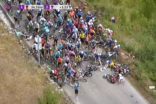 Una fuerte caída ha sufrido en España, Nairo Quintana