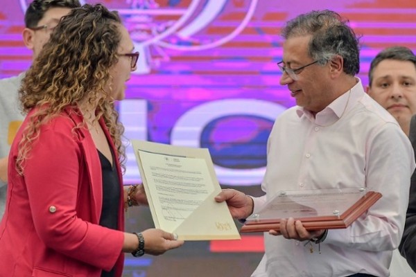 Se lanzó en Colombia la primera facultad de Inteligencia Artificial