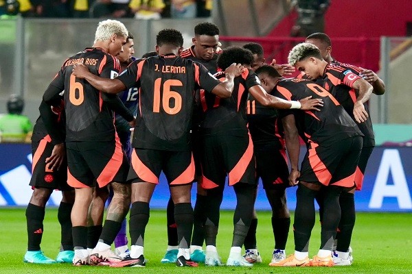 Colombia sigue invicto