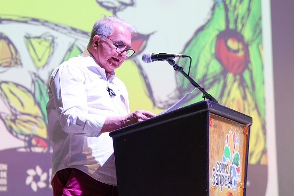 Gobernador del Huila entregó los stands a los beneficiarios de la FICCA
