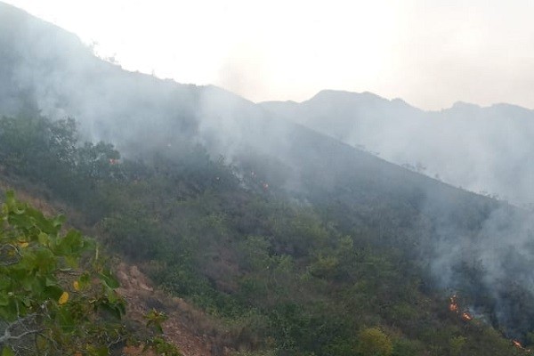 Preocupación, la zona rural de Aipe sigue en llamas