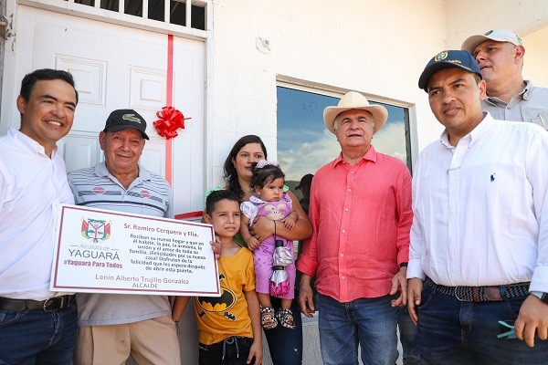 Comunidad de Yaguará recibió viviendas nuevas