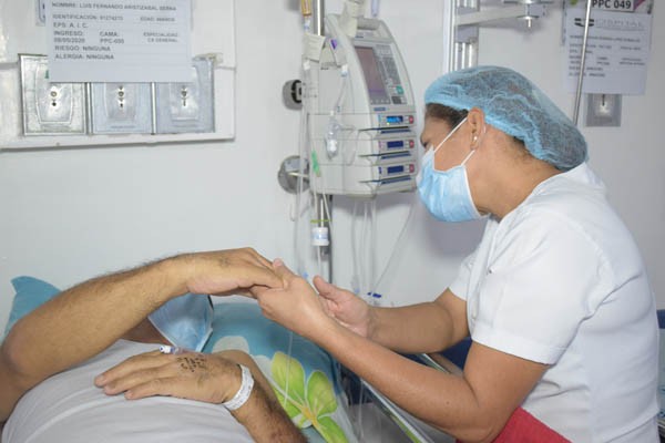 Crisis en Hospitales del Huila, EPS Deben más de $800mil millones