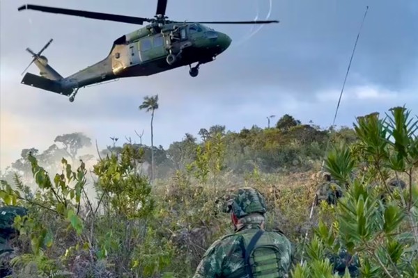 Un soldado abatido y otro herido tras enfrentamientos en Palestina - Huila