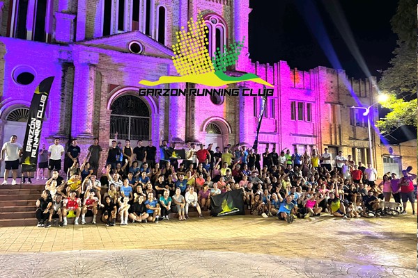 "Garzón Running Club: Corriendo juntos, construyendo comunidad y espíritu navideño"