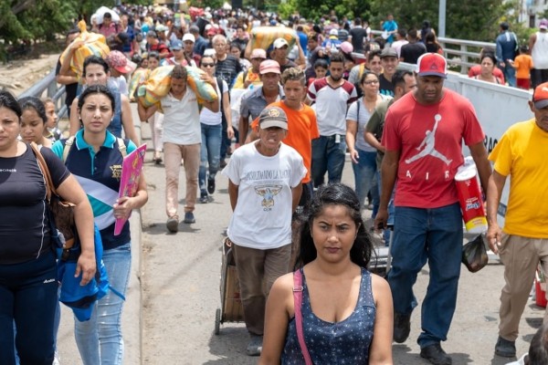 Colombia implementa nueva visa para migrantes venezolanos en situación irregular